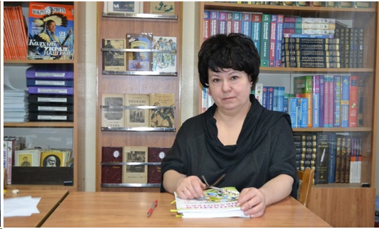 Гимонова Елена Михайловна, библиотекарь